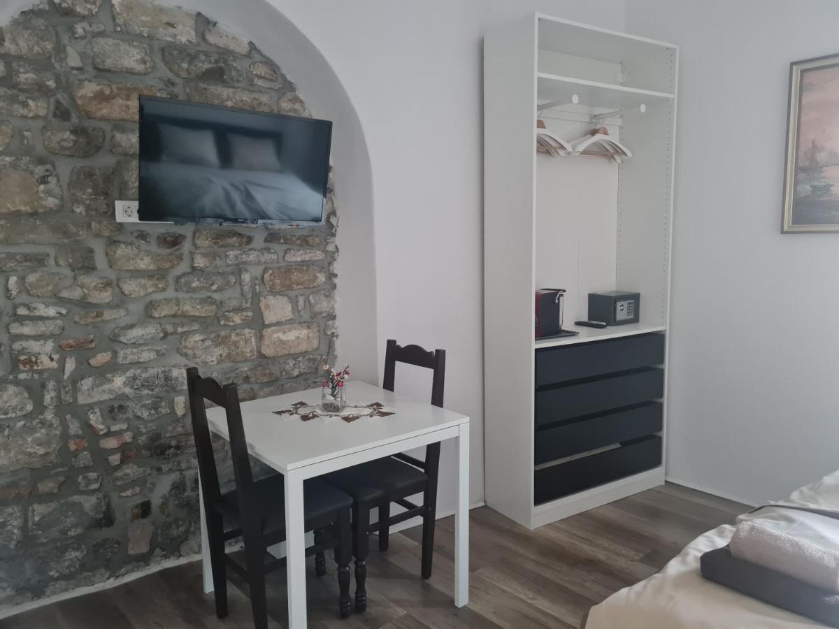 Primo Maggio Apartma *